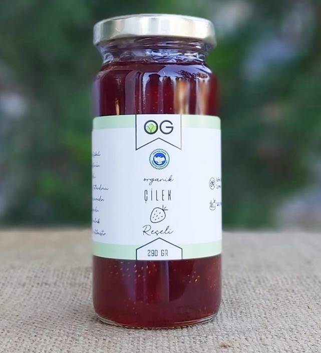 Doğal çilek reçeli fiyatına şimdi Organik Gurmem'de göz atın!