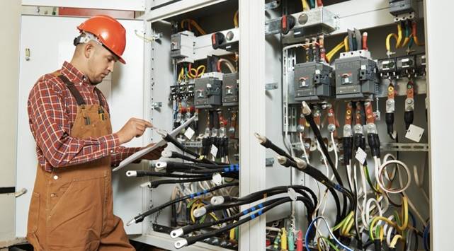 Elektrikteki fiyat artışı yatırımları zora sokuyor