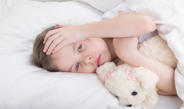 Baş ağrısı ve kusma çocuklarda beyin tümörünün sinyali olabilir