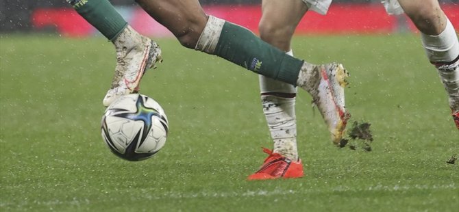 Fatih Karagümrük, Süper Lig'de Yarın Konyaspor'a Konuk Olacak