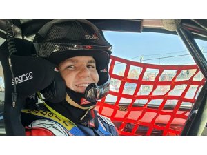 Türkiye'nin en genç ralli pilotu Can Alakoç, Letonya'da ikinci oldu
