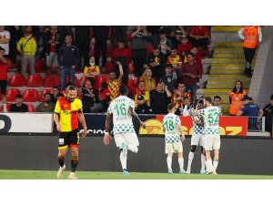 Çaykur Rizespor, deplasmanda Göztepe'yi 7-1 mağlup etti