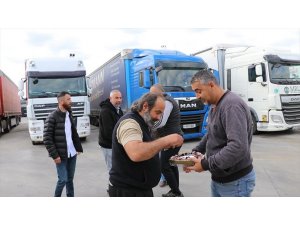 Tır şoförleri bayrama direksiyon başında girdi