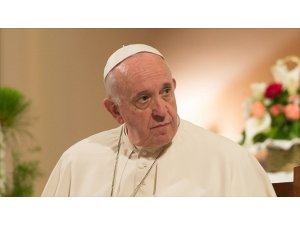 Papa, Rusya Devlet Başkanı Putin ile görüşmek için Moskova'ya gitmek istediğini söyledi