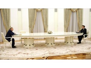 Putin ve Macron 'Ukrayna ve küresel gıda güvenliğini' görüştü