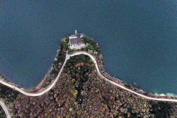 Abant bayram tatilinde doğaseverlerin uğrak noktası oldu