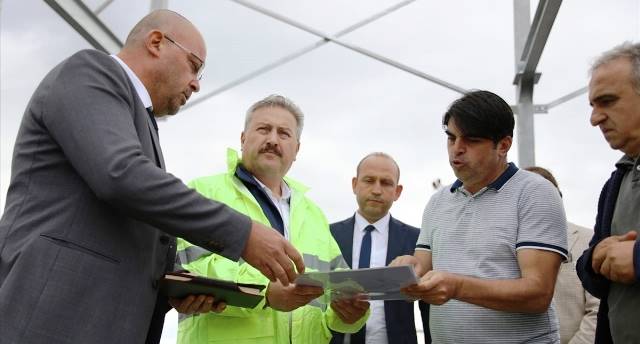 Başkan Palancıoğlu'ndan kurban pazar yerine ziyaret