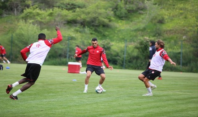 Sivasspor, yeni sezon hazırlıklarına devam etti