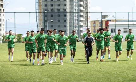 Konyaspor, elemeleri geçmeyi hedefliyor