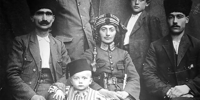 Atatürk'ün Emriyle Cephede Bir Türk Kadını: Üsteğmen Kara Fatma