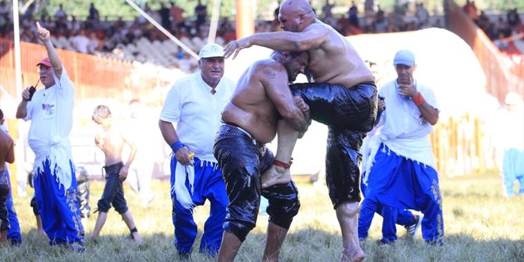 Kırkpınar'da İkinci Gün Müsabakaları Sona Erdi