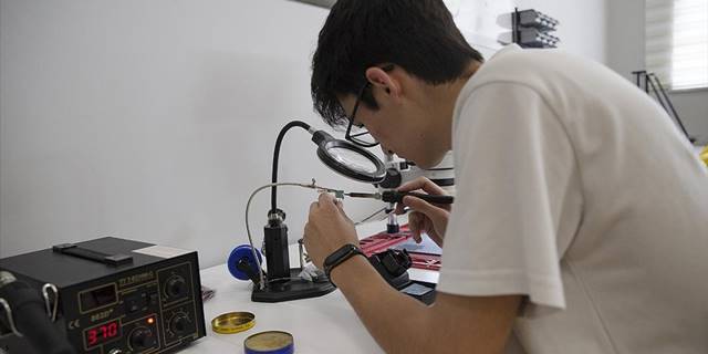 Başarılı gençlere ASELSAN'dan davet