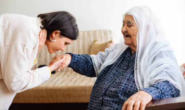 Psikiyatrist Prof. Dr. Tarhan, ‘Bayramlar’ empati fakirliğinin ilacıdır…