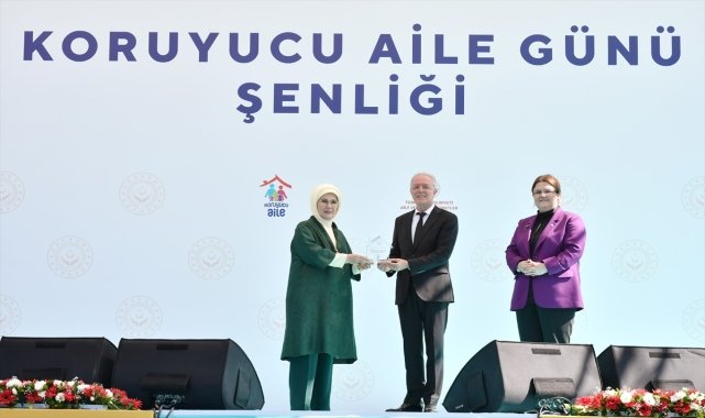 Emine Erdoğan, Koruyucu Aile Günü Şenliği'ne katıldı: