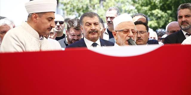 Konya'da öldürülen Dr. Ekrem Karakaya'nın cenazesi Kayseri'de toprağa verildi