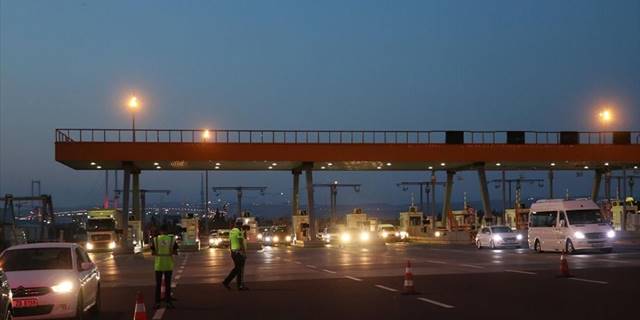 Kuzey Marmara ve İstanbul-İzmir otoyollarında Kurban Bayramı yoğunluğu