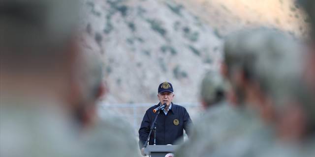 Milli Savunma Bakanı Akar: Adı ister PKK/YPG/PYD ister DEAŞ ister FETÖ olsun terörle mücadelemiz sürecek