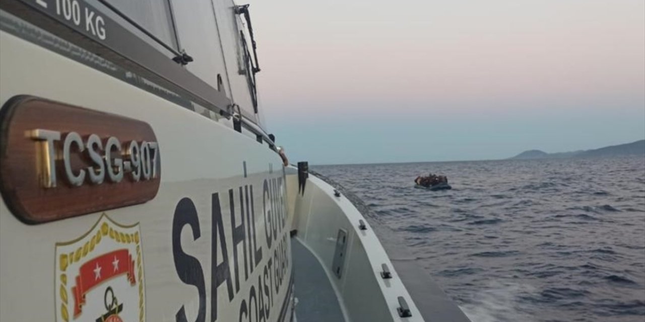 İçişleri Bakanlığınca düzensiz göçle mücadeleye yönelik 'Huzur-2022/7' uygulaması yapıldı