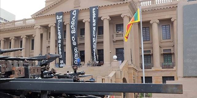 Sri Lanka yeni devlet başkanını seçiyor