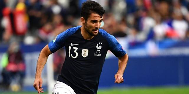 Galatasaray Leo Dubois'nın transferi için görüşmelere başladı