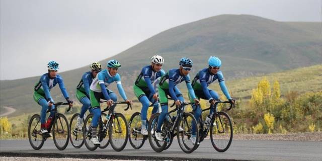 Dünyanın dört bir yanından bisiklet takımları Erciyes'i mesken tuttu