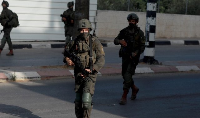İsrail güçleri Batı Şeria'da biri çocuk 5 Filistinliyi yaraladı