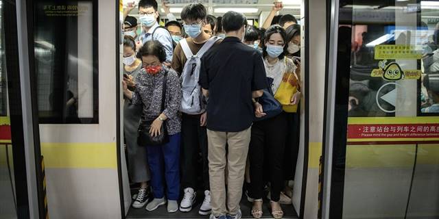 Çin nüfusunun azalmaya başlayacağı öngörülüyor