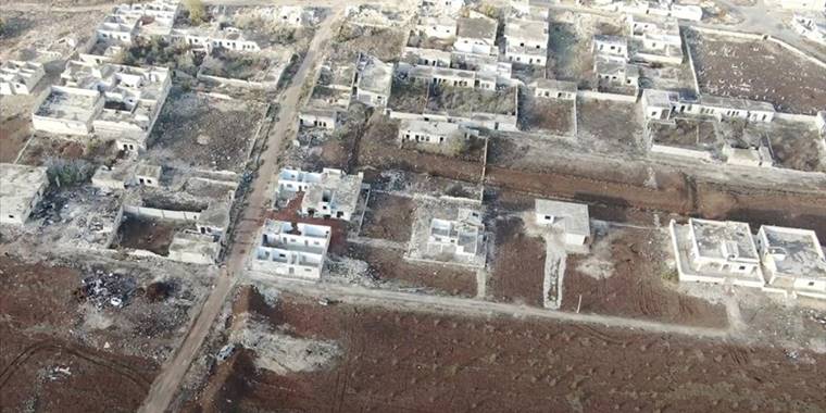 YPG/PKK, terör batağına çevirdiği Tel Rıfat'tan güvenli bölgeleri tehdit ediyor