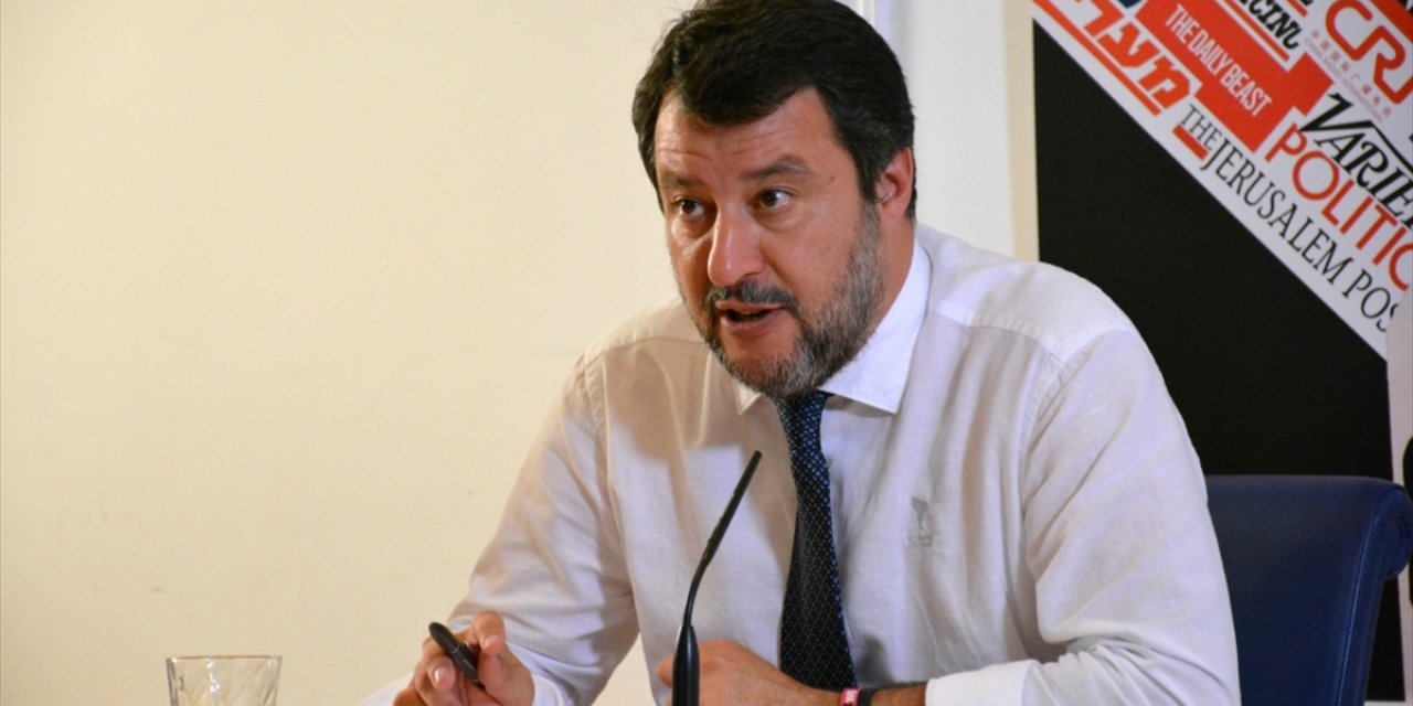 İtalya'daki hükümet krizinde Salvini ile Rusya arasında bağ iddiası