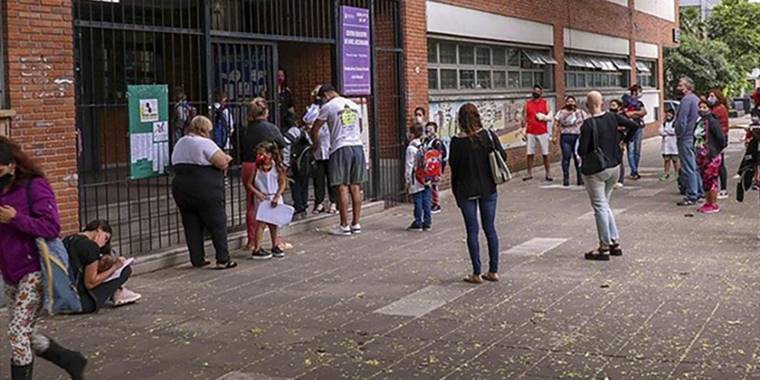 Maymun çiçeğinin okulların açılmasıyla çocuklar arasında yayılabileceği öngörülüyor