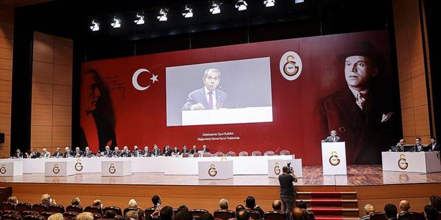 Galatasaray Kulübünün olağanüstü genel kurulu başladı