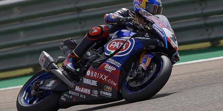 Toprak Razgatlıoğlu, Çekya'da sıralama yarışında birinci oldu