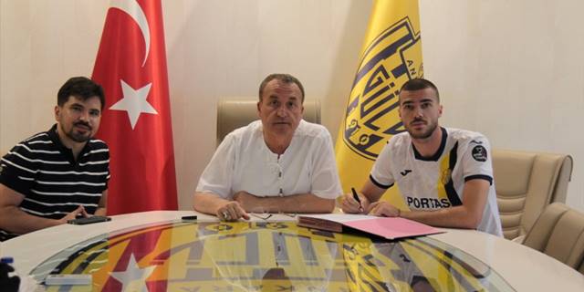 MKE Ankaragücü, Nihad Mujakic'i kadrosuna kattı