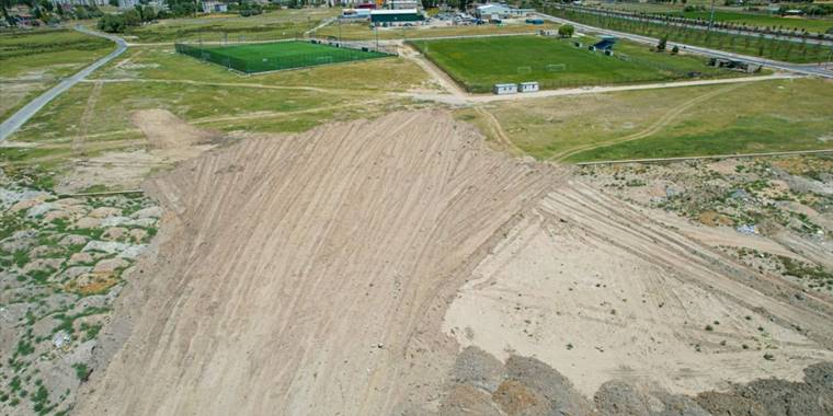 Niğde'de 2 yeni spor sahası ile tesis yapılacak