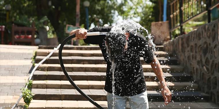 Güneydoğu kavurucu sıcakların etkisinde