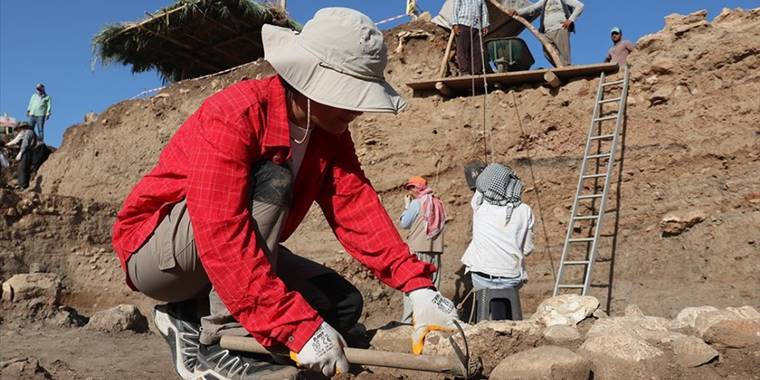 Gre Fılla Höyüğü'nde 4 yıl süren kazılarda 2 bin 687 eser gün yüzüne çıkarıldı