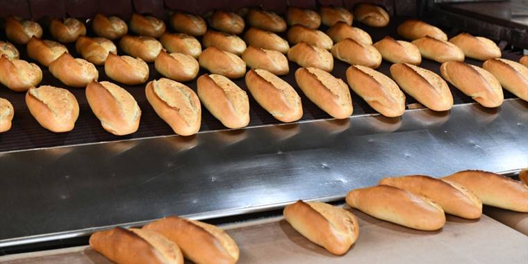 Ankara'da Halk Ekmek fiyatına zam yapıldı