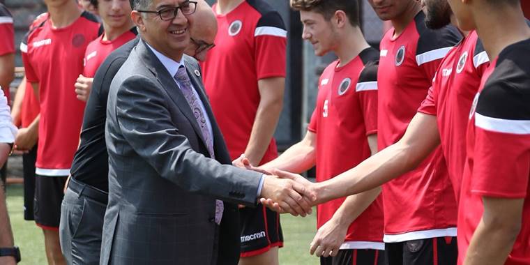 Gençlerbirliği Kulübü Başkanı Talip Çankırı'dan altyapı akademisine ziyaret