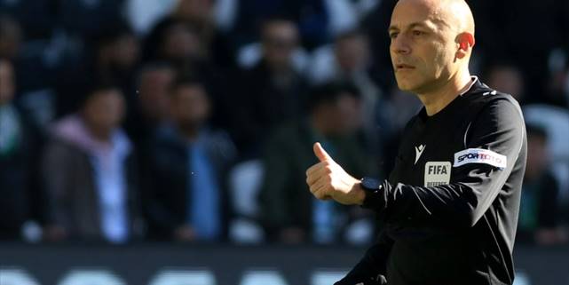 Hakemliği bırakan Cüneyt Çakır: Bundan sonra da Türk hakemliğine hak ettiği katkıyı yapmak için çalışacağım