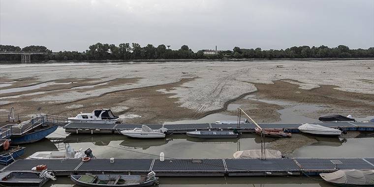 İtalya ve Portekiz'de hava sıcaklıkları farklı alanlarda rekor düzeylere ulaştı