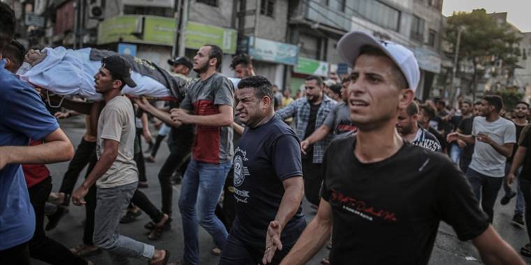 İsrail'in Gazze Şeridi'ne düzenlediği saldırılarda ölenlerin sayısı 11'e yükseldi