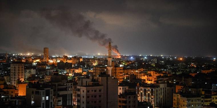 İsrail ordusu, Gazze'den 160 füze fırlatıldığını açıkladı