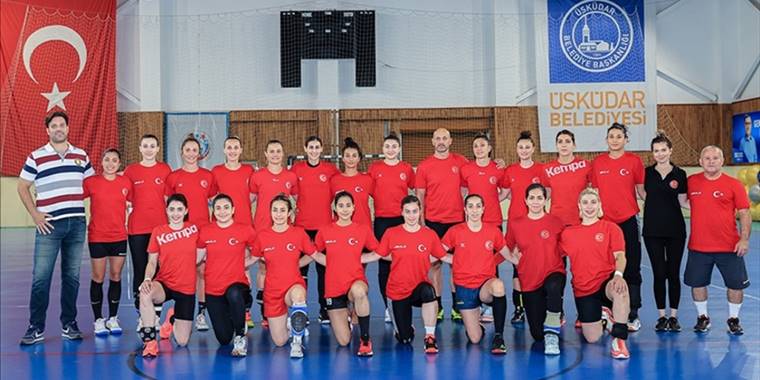 A Milli Kadın Hentbol Takımı, İslami Dayanışma Oyunları'nda ilk maçına yarın çıkacak