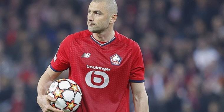 Burak Yılmaz Hollanda kariyerine frikik golüyle başladı