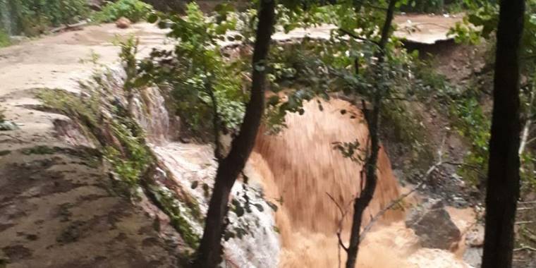 Giresun'da sağanak heyelan ve su taşkınlarına yol açtı