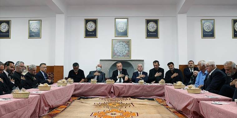 Cumhurbaşkanı Erdoğan muharrem ayı iftarına katıldı