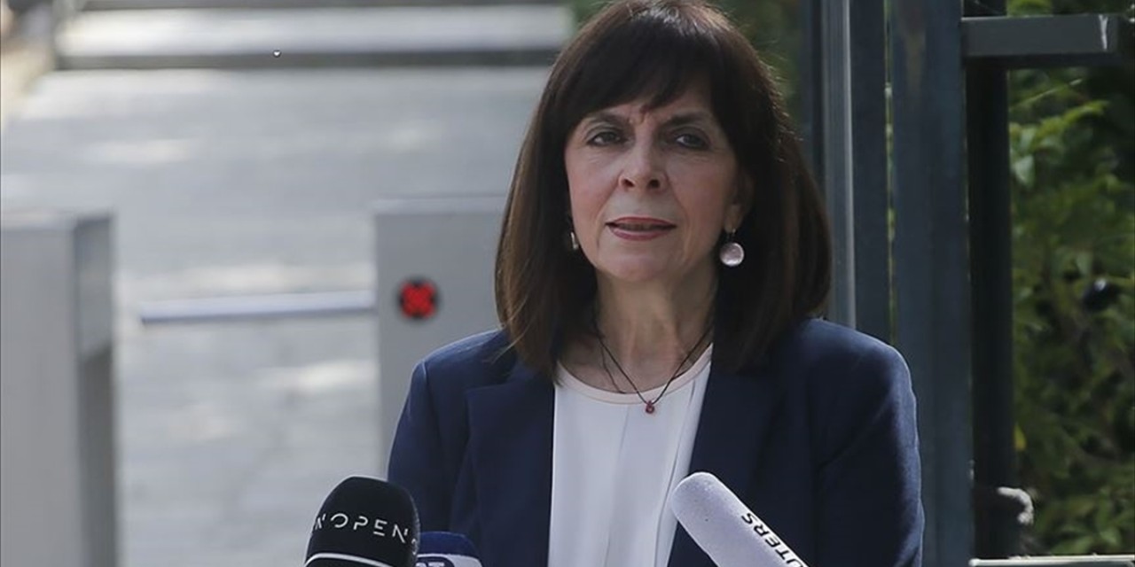 Yunanistan Cumhurbaşkanı'ndan telefon dinleme olayının soruşturulması çağrısı