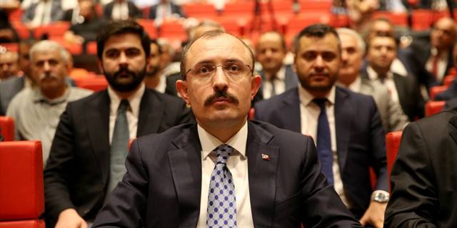 Ticaret Bakanı Muş, Kayseri'de iş insanlarıyla buluştu