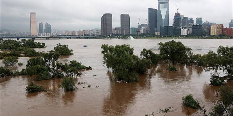 Güney Kore'de yağışlarda ölenlerin sayısı 14'e yükseldi