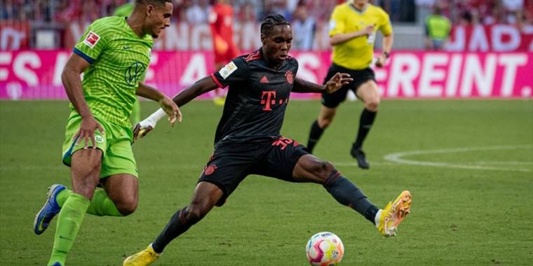 Bayern Münih sahasında Wolfsburg’u 2 golle geçti